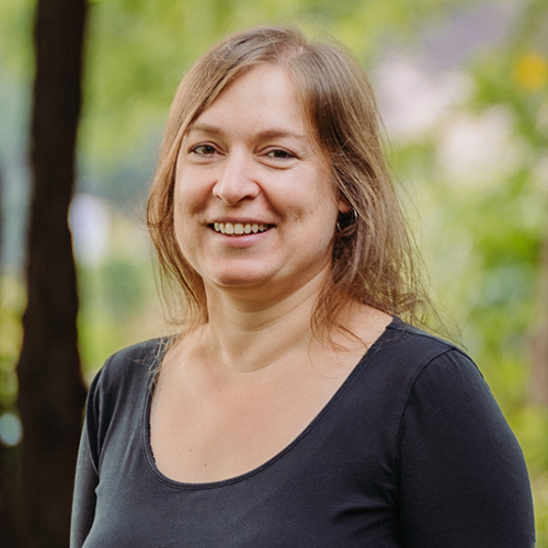 Halde, Caroline